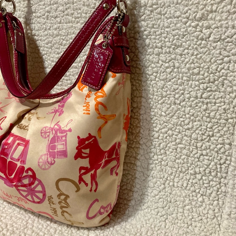 COACH F14891 HORSE & CARRIAGE PLEATED 2-WAY HOBO - Picture 11 of 14